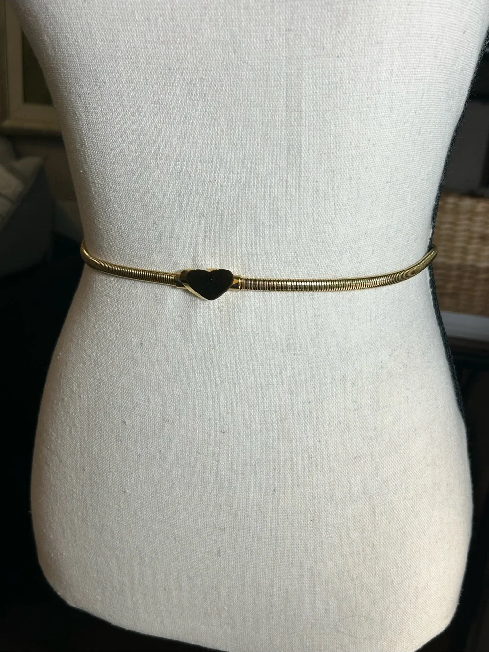 Vintage Gold-tone Snake Chain Waist Belt Heart Shaped Clasp 24